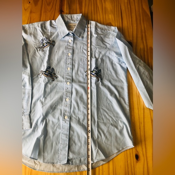 Las Olas Button Shirt Collared Light Blue Stripe Embellished Crabs Sz L - Picture 11 of 12